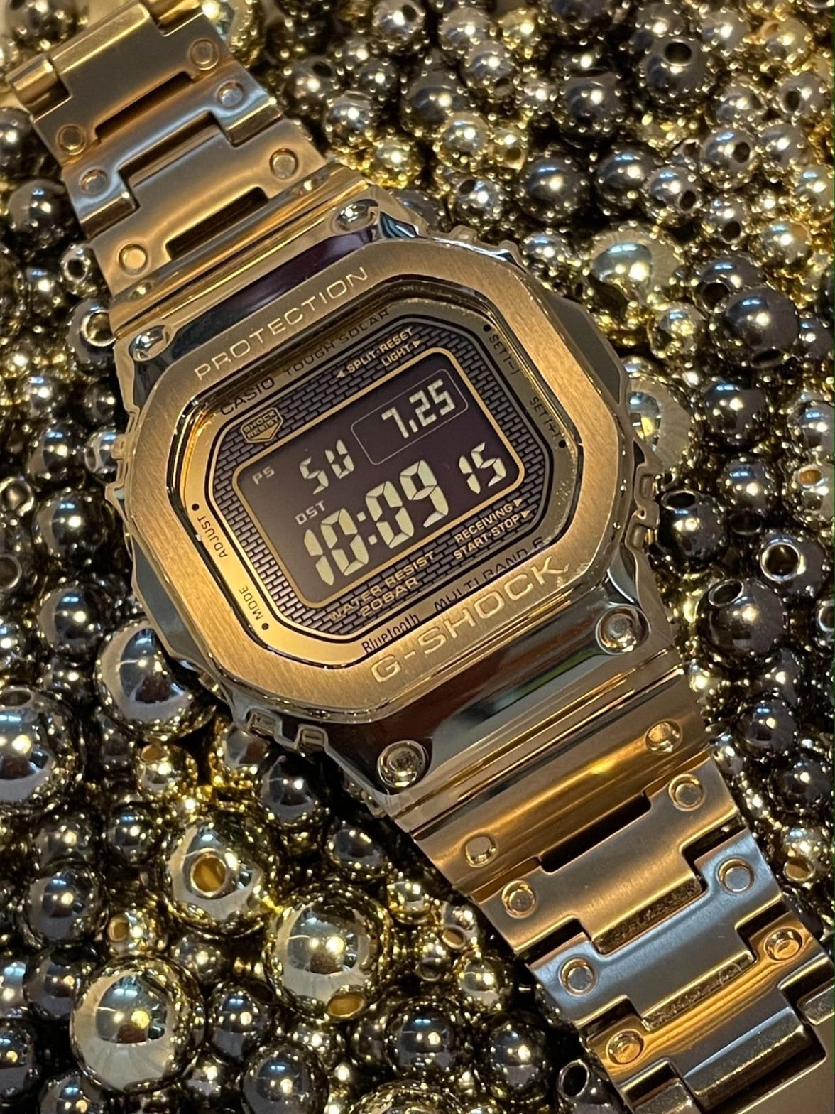 卡西歐 GMW-B5000GD-9DR - 佩戴腕上(4)