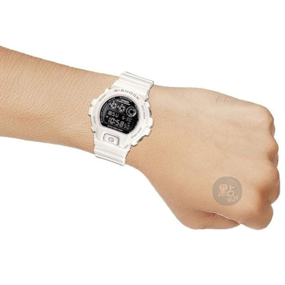 CASIO-DW-6900NB-7DR-wrist