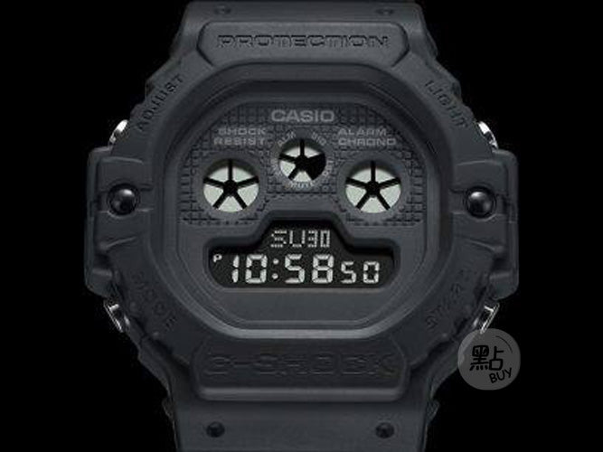 DW-5900BB-1ER close up