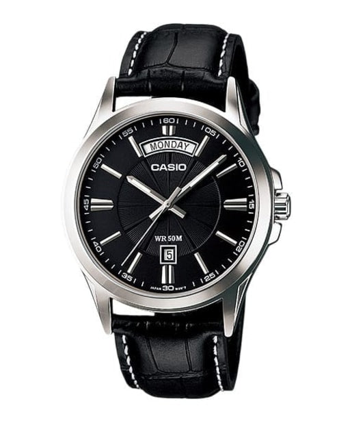 CASIO MTP-1381L-1AVDF 黑色腕錶 - 男裝錶配黑色皮革錶帶及銀色錶殼，正面白色背景