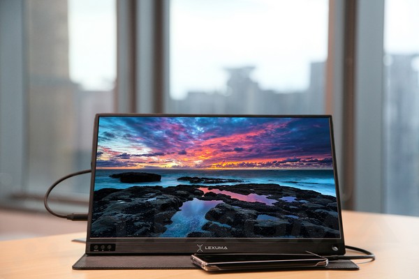 Lexuma XScreen - Portable Monitor 15.6 Touch 1920x1080 XScreen IPS Ultra Slim Type-C HDMI 1080P Full HD USB Powered Lexuma XScreen - 15.6寸IPS超薄便攜觸控螢幕present