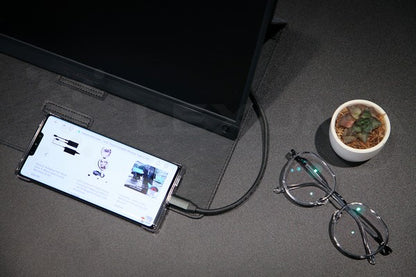 Lexuma XScreen - Portable Monitor 15.6 Touch 1920x1080 XScreen IPS Ultra Slim Type-C HDMI 1080P Full HD USB Powered Lexuma XScreen - 15.6寸IPS超薄便攜觸控螢幕lifestyle